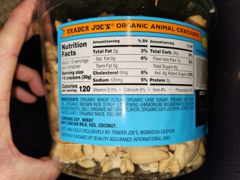 消费者食品安全报告 Trader Joe's, Walter Seaholm Drive, Austin, TX, USA Organic Animal crackers, whatever organic means... 照片 #4