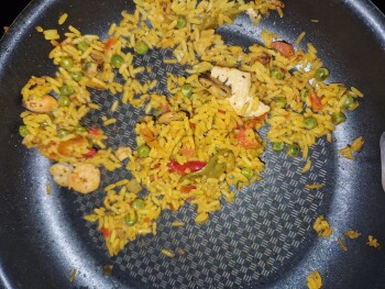 Avaliação do consumidor - Segurança alimentar Lidl, Rue Gaspard Monge, Compiègne, France Hier Paella surgelée aux poissons de chez lidl Douleurs a... foto #2