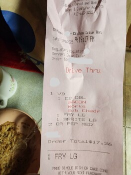 消费者评论 - 食品安全 Culver’s, South Madison Street, Webb City, MO, USA Ordered a burger and fries and have been up for h... 照片 #3