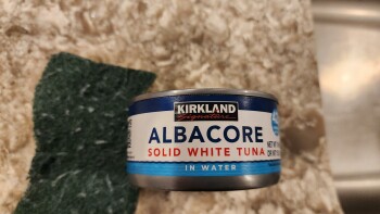Verbraucherbewertung – Lebensmittelsicherheit Costco Wholesale, Lincoln Street, Woodstock, GA, USA I just ate some Kirkland Albacore canned tuna (... Foto #2