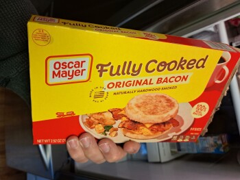 Consumer Review - Food Safety Oscar Meyer Fully cooked orginal Bacon yello package, Jewel-Osco, Bloomingdale Road, Glendale Height... photo #1