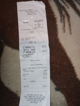 Consumer Review - Food Safety Domino's Pizza, 5th Avenue South, Fort Dodge, IA, USA Today 2:51pm Domino's pizza We ordered 2 mediu... photo #3