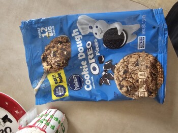 Consumer Review - Food Safety Pillsbury Cookie Dough with Oreo, Smith's Marketplace, North Washington Road Boulevard, North Ogden,... photo #1