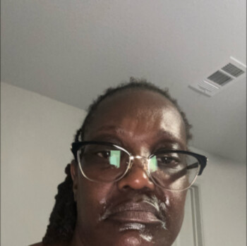 Avis du consommateur - Sécurité alimentaire Family Dollar, 2923 Mount Zion Road, Jonesboro, GA, USA Suspected food poisoning. Symptoms: Diarrhea... photo #1
