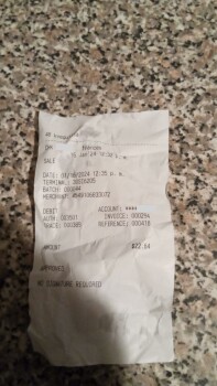 Consumer Review - Food Safety Popeyes Louisiana Kitchen, Guayama, Puerto Rico Hoy en popeyes de guayama cuando compre dos ordenes... photo #4
