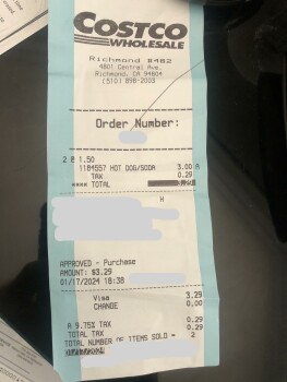 Reseña del consumidor - Seguridad alimentaria Costco Wholesale, Central Avenue, Richmond, CA, USA I went to Costco yesterday and ate two hot dogs.... foto #1