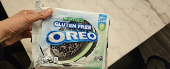 消费者评论 - 食品安全 Oreo, Lidl, Little Patuxent Parkway, Columbia, MD, USA 4 gluten free mint oreos, 
I ate 4 gluten fr... 照片 #2