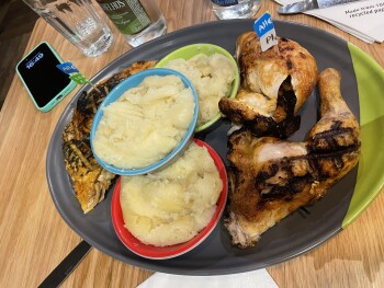 Consumer Review - Food Safety Nando's Canary Wharf - Cabot Place, South Colonnade, London, UK Fuimos a comer y nos pedimos el poll... photo #2