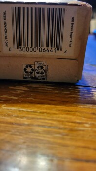 Consumer Food Safety Report Quaker Oatmeal Squares, Hy-Vee Grocery Store, Main Street, Keokuk, Iowa, USA I just bought 2 boxes o... photo #2