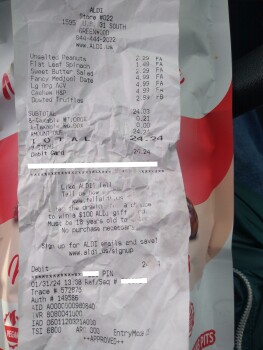 Bericht über die Lebensmittelsicherheit der Verbraucher ALDI, U.S. 31 South, Greenwood, IN, USA I purchased a bag of dates, Nature's Love Medjool Dates, yes... Foto #6