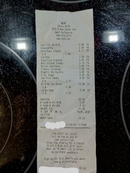 Consumer Review - Food Safety ALDI, West New Haven Avenue, Melbourne, FL, USA I've been using Fairlife milk for 5 months.  I use i... photo #5