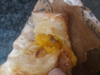 مراجعة المستهلك - سلامة الغذاء Danish Custard Pastry, Checkers Fx Hartbeespoort, Magalies Blvd, Schoemansville, Hartbeespoort, Sout... صورة فوتوغرافية #3