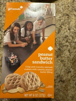 消费者评论 - 食品安全 Girl Scouts Peanut Butter, Walmart Supercenter, Mutual Way, Appleton, Wisconsin, USA I thought the f... 照片 #2