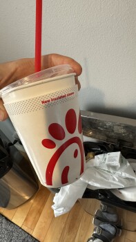 Consumer Review - Food Safety Chick-fil-A, Pacific Highway South, Federal Way, WA, USA Went to chik fil a yesterday and got my dau... photo #1