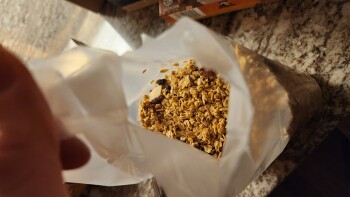 Consumer Review - Food Safety Quaker Harvest Crunch, Safeway South Hill Mall, 2 Avenue West, Prince Albert, SK, Canada Arpril 3 rd... photo #7