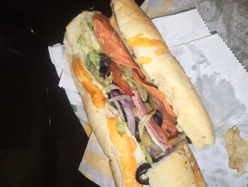 Avaliação do consumidor - Segurança alimentar Subway, Emanuel Church Road, West Columbia, SC, USA About 20 minutes after eating the sub, I began t... foto #1