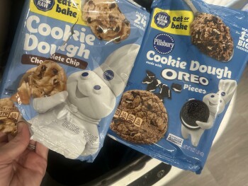 Avaliação do consumidor - Segurança alimentar Walmart Supercenter, Howland Boulevard, Deltona, FL 32738, USA I love raw cookie dough. Found the Pi... foto #4