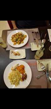 Reseña del consumidor - Seguridad alimentaria Hechi, Luithagen-Haven, Antwerp, Belgium We had awful experience at Hetchi. The food they serve ther... foto #2