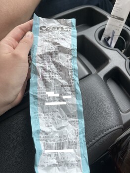 Reseña del consumidor - Seguridad alimentaria Costco Wholesale, Mosaic Circle, Pooler, GA, USA My husband had a few bites before stating the beef... foto #2
