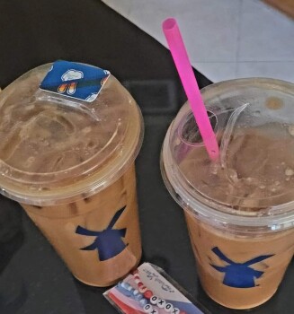 消费者评论 - 食品安全 Dutch Bros Coffee, North Scottsdale Road, Grayhawk, Scottsdale, AZ, USA Suspected food poisoning. Sy... 照片 #5