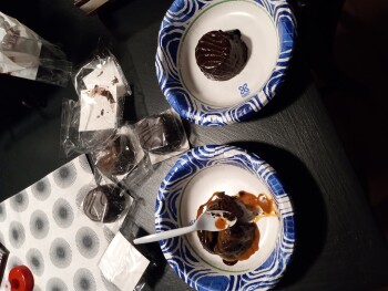 消费者食品安全报告 Family Dollar, Essex St, Lawrence, MA, USA Hershey's triple chocolate cakes are toxic 照片 #6