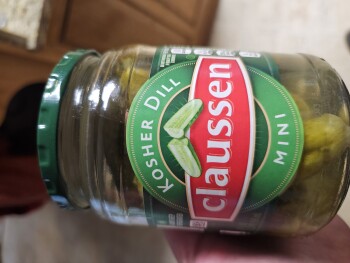 Consumer Review - Food Safety Claussen, Hartselle, AL, USA Taste like poison in a jar of claussen mini dill pickles use by 27th Oc... photo #1
