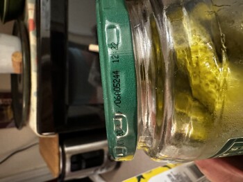Consumer Food Safety Report Claussen pickles, Market Basket, Everett Avenue, Chelsea, Massachusetts, USA Claussen mini pickles t... photo #4