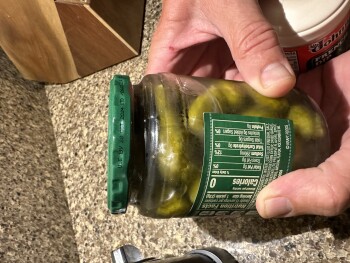 Avis du consommateur - Sécurité alimentaire Claussen pickles, Festival Foods, Chippewa Crossing Boulevard, Chippewa Falls, WI, USA photo #2