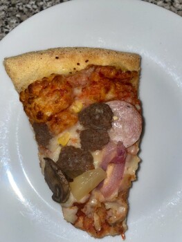 مراجعة المستهلك - سلامة الغذاء Domino's Pizza - Luton - Central, New Bedford Road, Luton, UK large Full House, also replaced ham fo... صورة فوتوغرافية #2