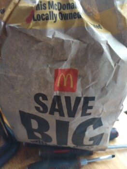 Avaliação do consumidor - Segurança alimentar McDonald's, Bosque Farms Boulevard, Bosque Farms, NM, USA Tues of this week .. I just got out the ho... foto #2