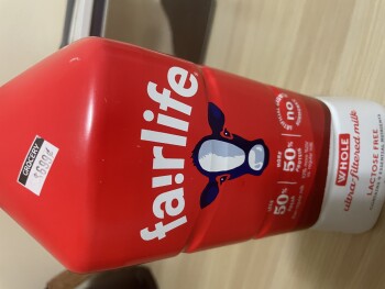Consumer Review - Food Safety Fairlife Milk, Pioneer Supermarkets of Sunset Park, 5th Avenue, Brooklyn, NY, USA since Tuesday 8/6/... photo #3