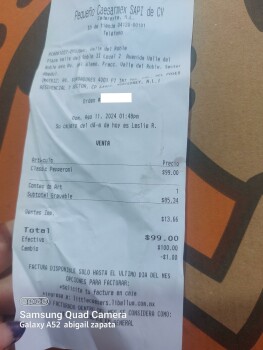 Consumer Review - Food Safety Little Caesars Fracc. Valle Del Roble, Avenida del Álamo, Valle del Roble, N.L., Mexico Compramos un... photo #1
