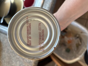 Verbraucherbewertung – Lebensmittelsicherheit Chef Boyardee, Walmart Supercenter, River Rd, Lisbon, CT 06351, USA Ate beef ravioli from chef boyar... Foto #2