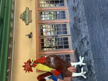 مراجعة المستهلك - سلامة الغذاء Knott's Berry Farm, Beach Boulevard, Buena Park, CA, USA 09/02/2024 i went to restaurant for the bre... صورة فوتوغرافية #3