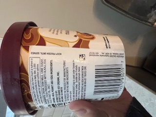 Avis du consommateur - Sécurité alimentaire Albertsons, 4657 South Eagle Road, Meridian, ID, USA I bought a pint of Haagen Dazs Chocolate Peanut... photo #2