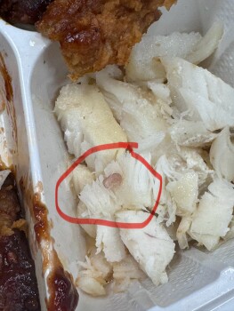 Consumer Review - Food Safety Mariano's, North Milwaukee Avenue, Vernon Hills, IL, USA I bought white fish from hot bar that had l... photo #2