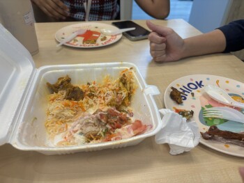 Reseña del consumidor - Seguridad alimentaria Compassvale Bow, Shawarma N Kebab and Sweets, Buangkok Hawker Centre @ Sengkang Grand Mall, Singapor... foto #2
