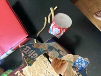 Verbraucherbewertung – Lebensmittelsicherheit Wendy's, West 64th Avenue, Arvada, CO, USA Suspected food poisoning. Symptoms: Nausea, Vomiting, Sto... Foto #2