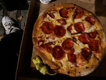 Consumer Review - Food Safety Papa Johns Pizza, Amsterdam Avenue, New York, NY, USA Ordered a small pepperoni pizza, it tasted fin... photo #3