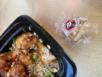 Consumer Review - Food Safety Panda Express, Valley River Center, Eugene, OR, USA Suspected food poisoning. Symptoms: Diarrhea, St... photo #3