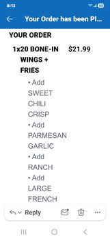 مراجعة المستهلك - سلامة الغذاء Buffalo Wild Wings, South Wadsworth Boulevard, Lakewood, CO, USA Ordered garlic Parmesan and sweet c... صورة فوتوغرافية #1