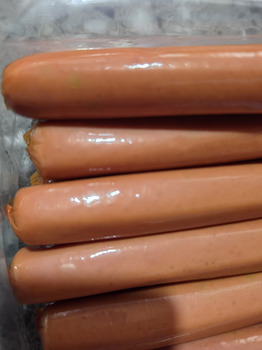 Verbraucherbewertung – Lebensmittelsicherheit Salchicha Kimby, San José, Alajuelita, Costa Rica Compre un paquete de 24 salchichas y vienen en mal... Foto #2