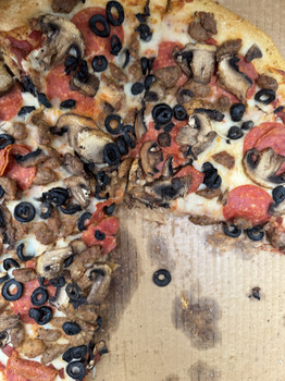Consumer Review - Food Safety Pizza Hut, South Sam Houston Boulevard, Houston, Missouri, USA Last night my husband and I ordered p... photo #1