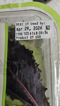 Reseña del consumidor - Seguridad alimentaria Walmart Supercenter, 3101 W Princeton St, Orlando, FL, USA Ingested in eight green worm like creatur... foto #1