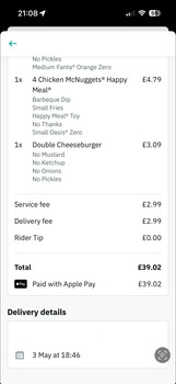 Reseña del consumidor - Seguridad alimentaria McDonald's, Friary Street, Guildford, UK My self and my daughter had chicken strips and chicken nugg... foto #1