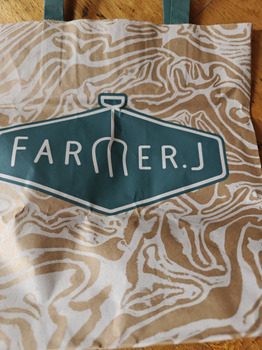 مراجعة المستهلك - سلامة الغذاء Farmer J Regent Street, Regent Street, London, UK I ate the farmer j classic or special with chilli... صورة فوتوغرافية #1