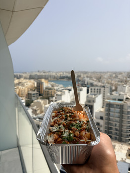 Verbraucherbewertung – Lebensmittelsicherheit Lahori Dhaba, Triq San Tumas, Fgura, Malta On May 10th around 1400 I went into this restaurant to ge... Foto #3
