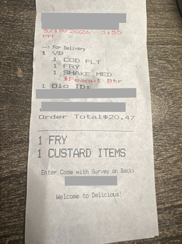 Consumer Review - Food Safety Culver’s, East Roosevelt Road, Wheaton, IL, USA Purchased a card sandwich with tartar sauce and a pe... photo #4