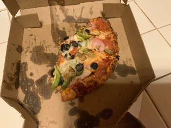Reseña del consumidor - Seguridad alimentaria Domino's Pizza, 14th Street Northeast, Buffalo, MN 55313, USA Roughly 6pm last night(Friday June 5 2... foto #2