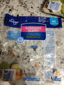 Verbraucherbewertung – Lebensmittelsicherheit Kroger, Stoneridge Drive, Gahanna, OH, USA Purchase bagged Kroger salad and my family had explosive... Foto #2